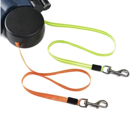 Dua lWalk™ 360° Tangle-Free Dual Retractable Dog Leash with LED Night Light